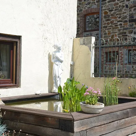 Comfortable Apartment With Terrace Trois-Ponts Exterior foto